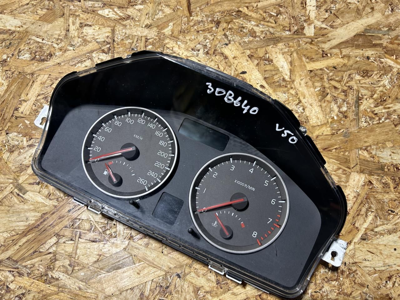 щиток приборов (приборная панель) Volvo V50 1 поколение 2006, бензин - фото №1