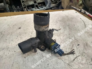 фланец (тройник) системы охлаждения Volkswagen Transporter T4 1994, 1.9 л., дизель