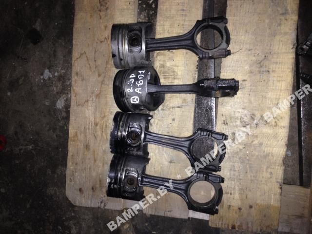 поршень Mercedes-Benz Sprinter W901-904 1997, 2.3 л., дизель - фото №1