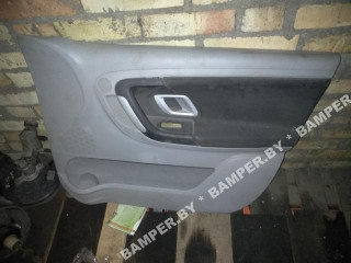 обшивка двери передняя правая Skoda Fabia 2 поколение (5J) 2008, 1.2 л., бензин, хетчбэк 5 дв.