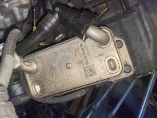 теплообменник масляного фильтра Volvo V40 2 поколение 2015, 2.0 л., TD, дизель, МКПП