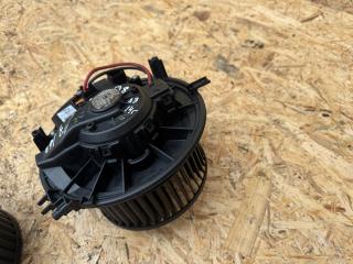 моторчик печки Audi A3 8V 2015