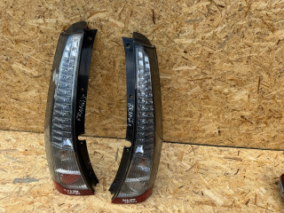 фонарь задний правый Mitsubishi Grandis 1 поколение 2009