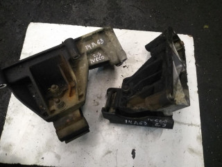 кронштейн двигателя IVECO Daily 3 поколение 2004, 2.3 л., дизель, МКПП