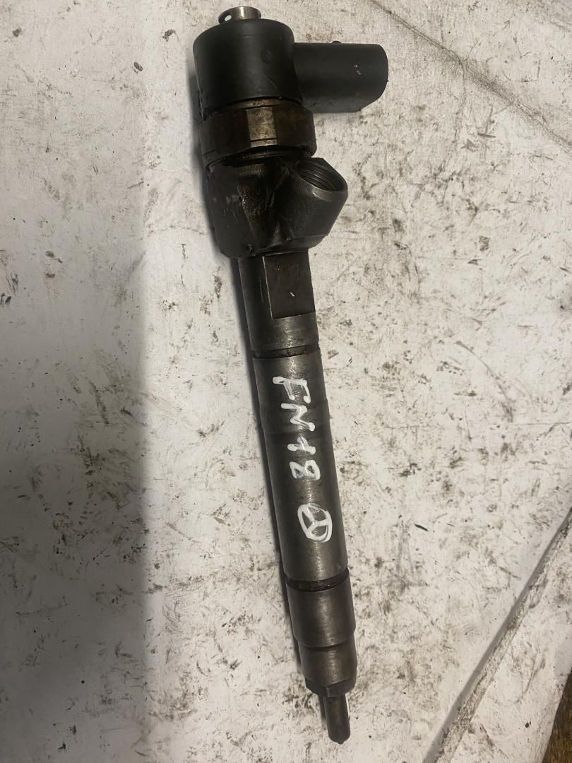 форсунка Jeep Grand Cherokee WK 2004, 2.7 л., дизель, 04451110098 - фото №1