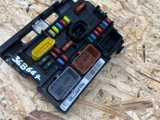 блок предохранителей Peugeot 307 1 поколение [рестайлинг] 2006, 9664997780, R07