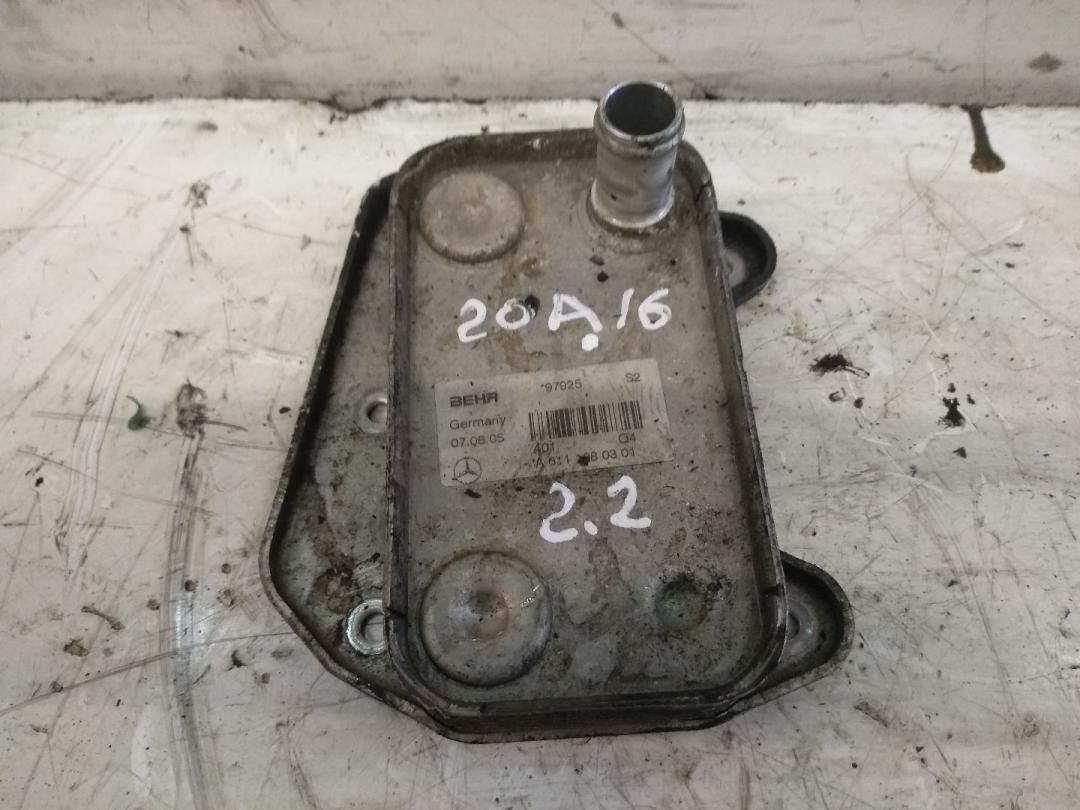 теплообменник масляного фильтра Mercedes-Benz Vito W639 2005, 2.2 л., дизель - фото №1