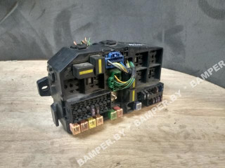 блок предохранителей Ford Mondeo 3 поколение 2002, 2.0 л., дизель, седан, 71543256