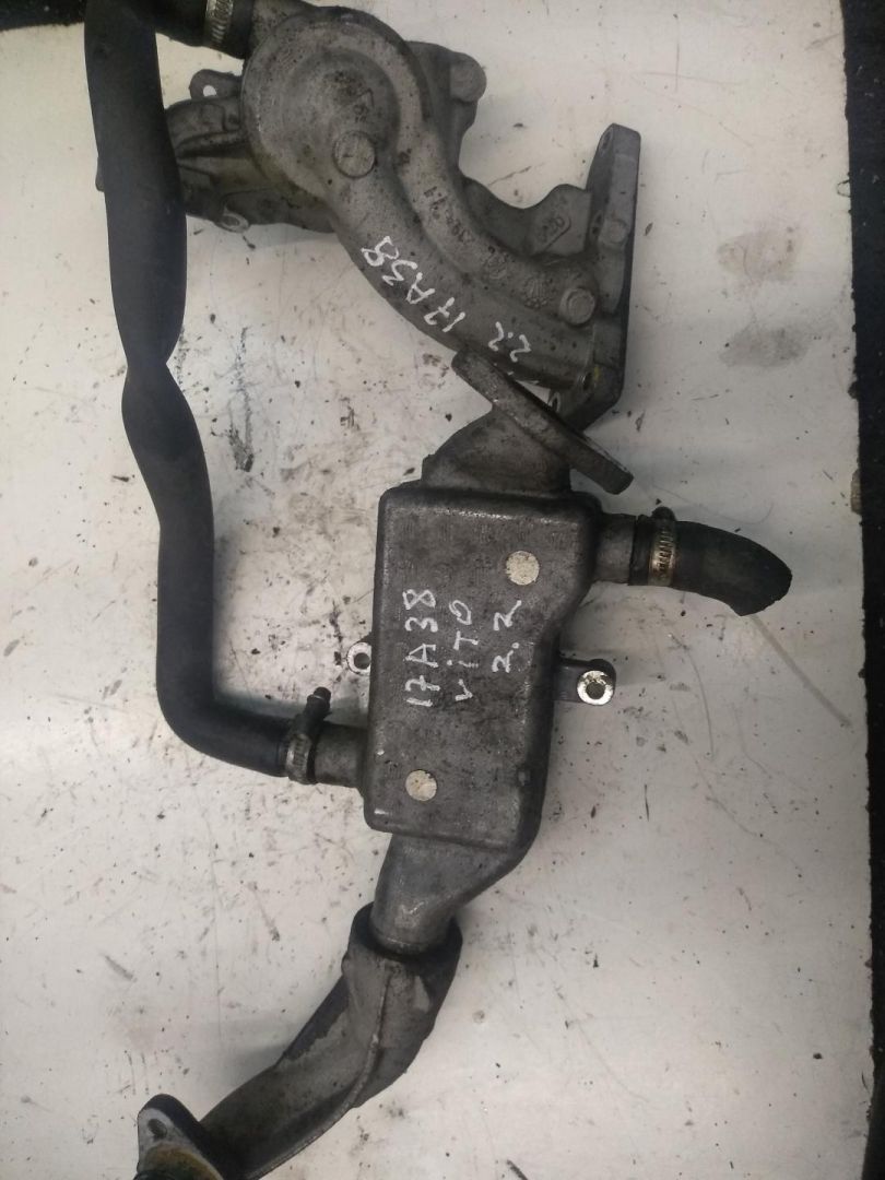 корпус термостата Mercedes-Benz Vito W639 2008, 2.2 л., CDi, дизель, МКПП - фото №1