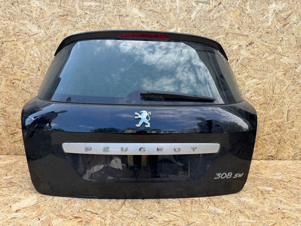 крышка багажника (дверь 3-5) Peugeot 308 T7 2010, универсал - фото №1