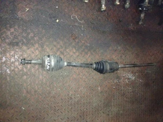 полуось передняя правая (приводной вал, ШРУС) Toyota RAV4 2 поколение (XA20) [рестайлинг] 2004, 2.0 л., дизель, внедорожник 5 дв.