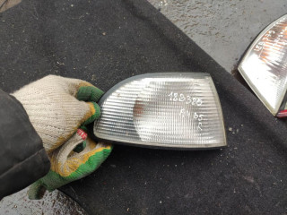 поворотник правый Audi A4 B5 1999