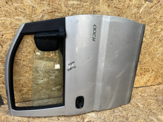 дверь передняя левая Hyundai H-1 Starex 2002