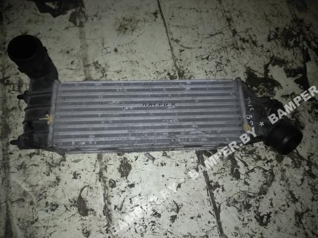 интеркулер Peugeot 807 1 поколение 2003, 2.0 л., дизель, минивэн - фото №1