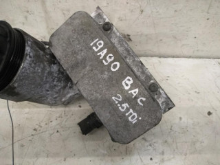 теплообменник масляного фильтра Volkswagen Touareg 1 поколение 2005, 2.5 л., TDi, дизель, АКПП