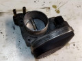 заслонка дроссельная Volkswagen Passat B6 2006, 2.0 л., бензин, 06F133062 - фото №2