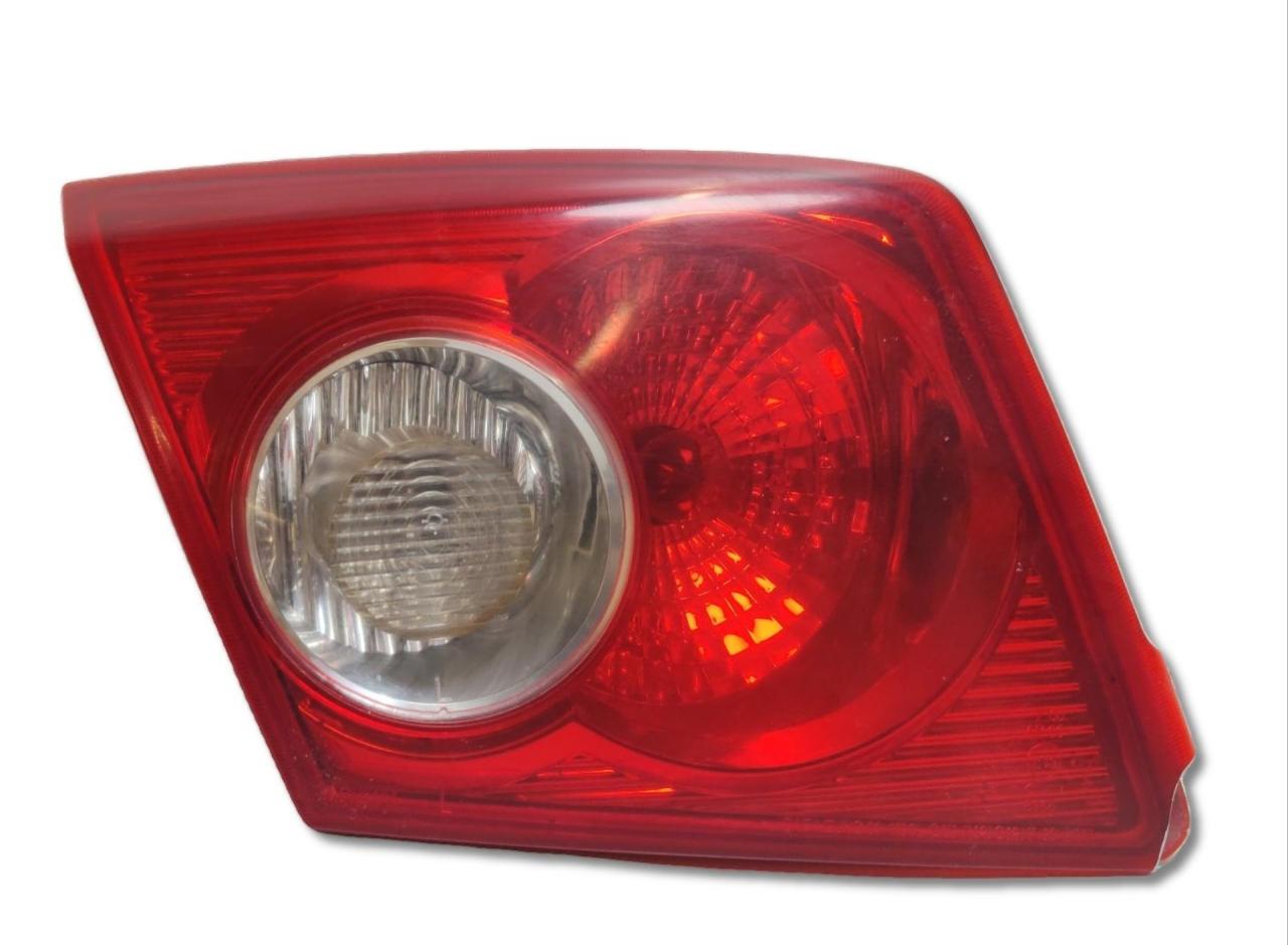 фонарь крышки багажника левый Chevrolet Lacetti 1 поколение J200 2004, 1.6 л., F16D3, бензин, МКПП, серо-зеленый, хетчбэк 5 дв., передний привод - фото №1