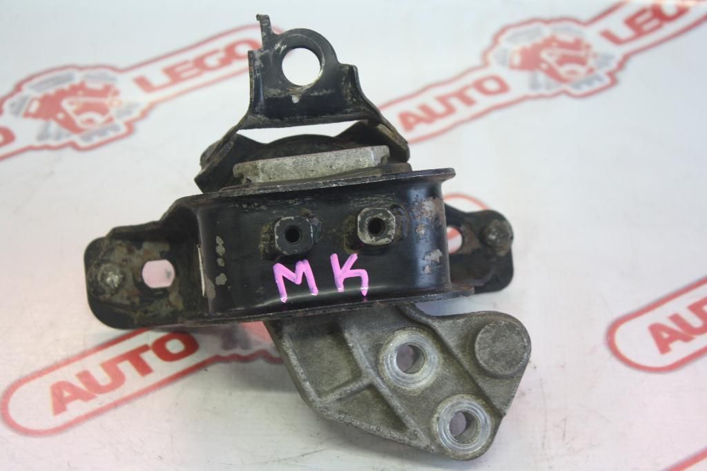 подушка крепления двигателя Geely MK 1 поколение 2009, 1.5 л., MR479QA, бензин, МКПП, черный, седан, передний привод - фото №1