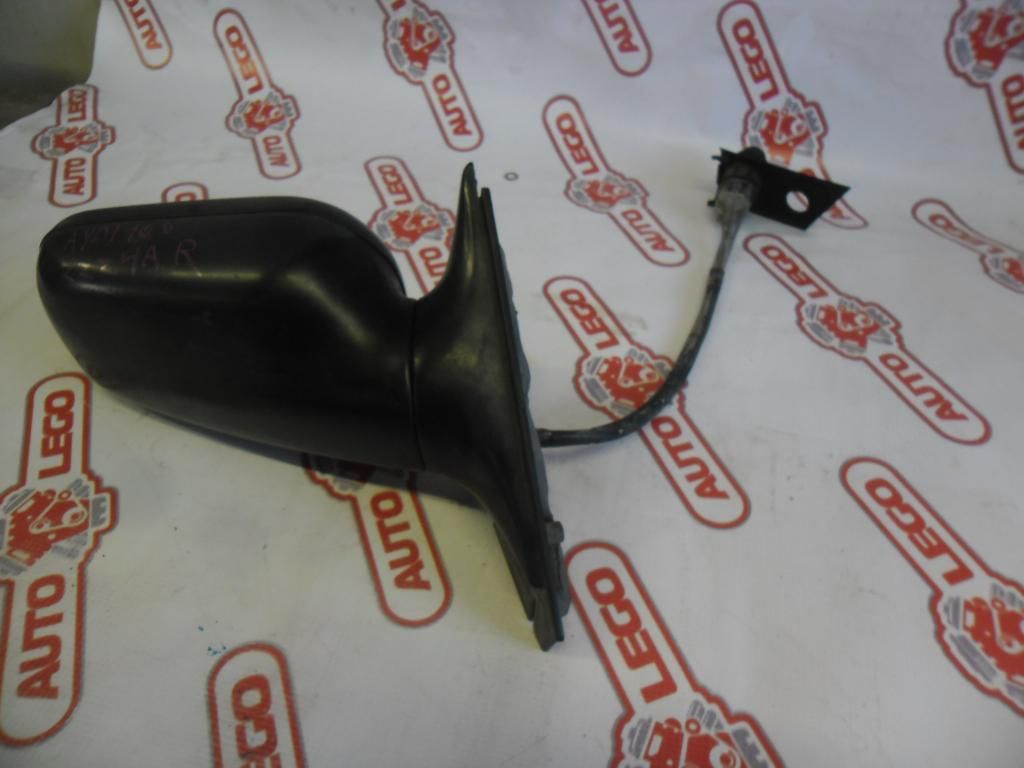 зеркало наружное правое Audi 100 4A/C4 443 1991, 2.4 л., AAS, дизель, МКПП, белый, универсал, передний привод - фото №1
