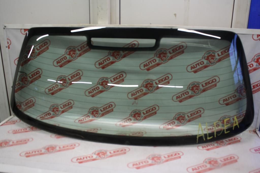стекло заднее Fiat Albea 1 поколение 178 2011, 1.4 л., 350 A1.000, бензин, МКПП, золотистый, седан, передний привод, 51738662 - фото №1