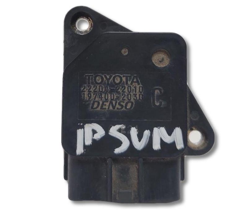 расходомер воздуха Toyota Ipsum 2 поколение ACM21W 2002, 2.4 л., MPI, 2AZ-FE, бензин, АКПП, черный, универсал, передний привод, правый руль, 197400-2030, 22204-22010 - фото №1