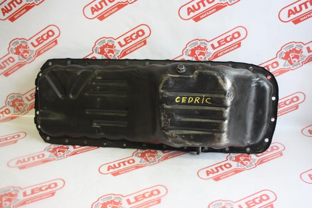 масляный поддон Nissan Cedric Y32 1991, 2.8 л., RD28, дизель, АКПП, черный, седан, задний привод, правый руль, 11110-97L00 - фото №1