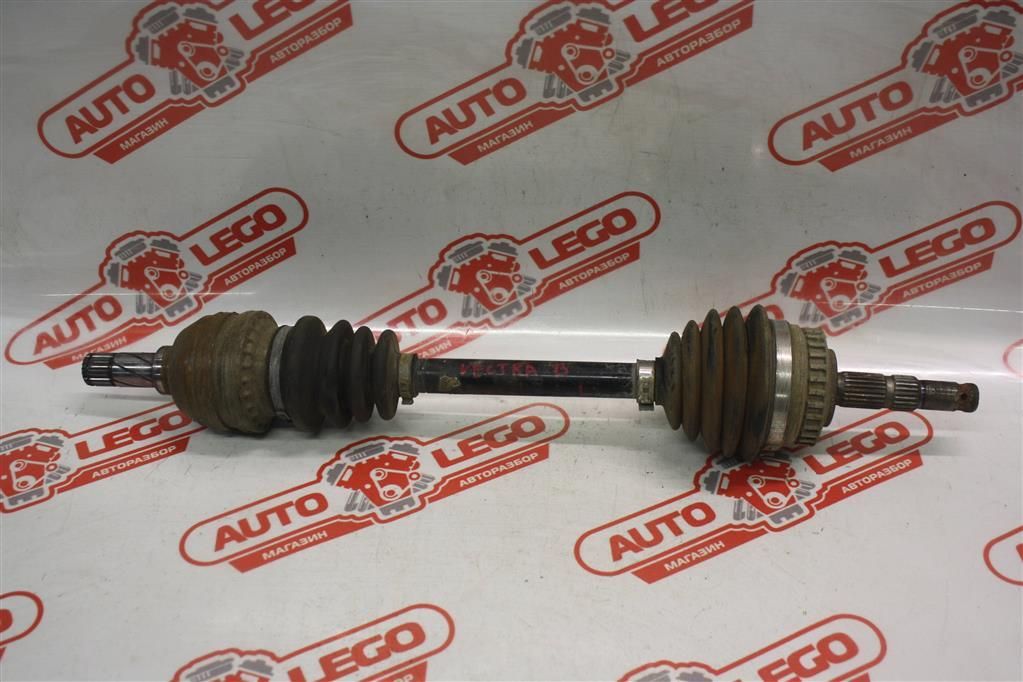 полуось передняя левая (приводной вал, ШРУС) Opel Vectra B 1998, 1.6 л., X 16 XEL, бензин, АКПП, серебристый, седан, передний привод - фото №1