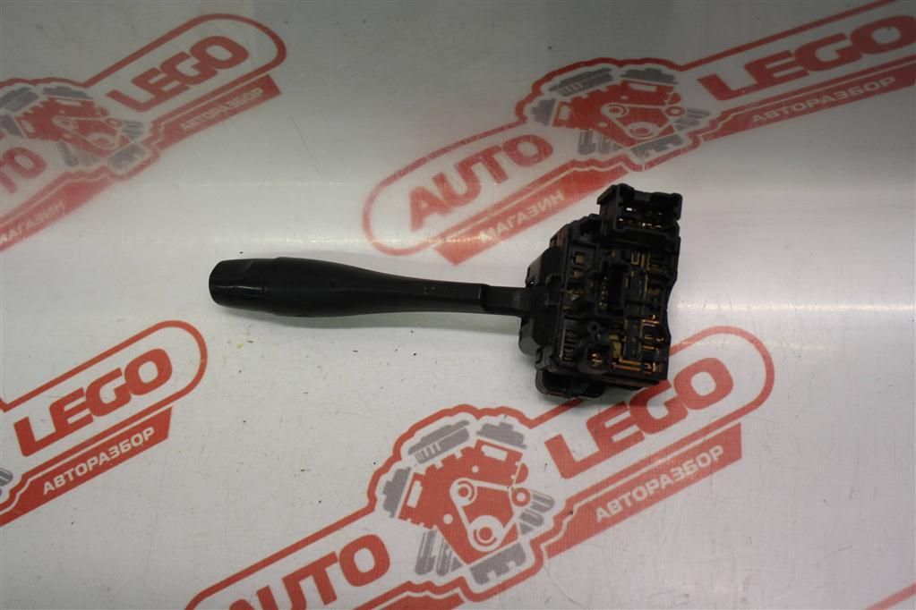 переключатель поворотов Nissan Primera P11 1999, 2.0 л., SR20DE, бензин, АКПП, серый, седан, передний привод, правый руль, 255402J000 - фото №1