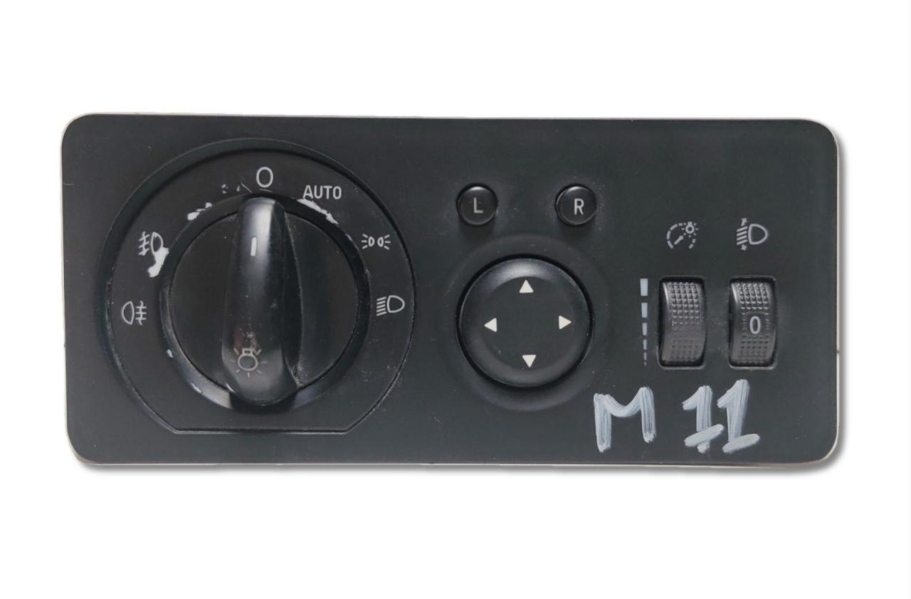 переключатель света Chery M11 (A3) 1 поколение M11 2013, 1.6 л., SQRE4G16, бензин, вариатор, седан, M11-3772050, M11-8202570 - фото №1