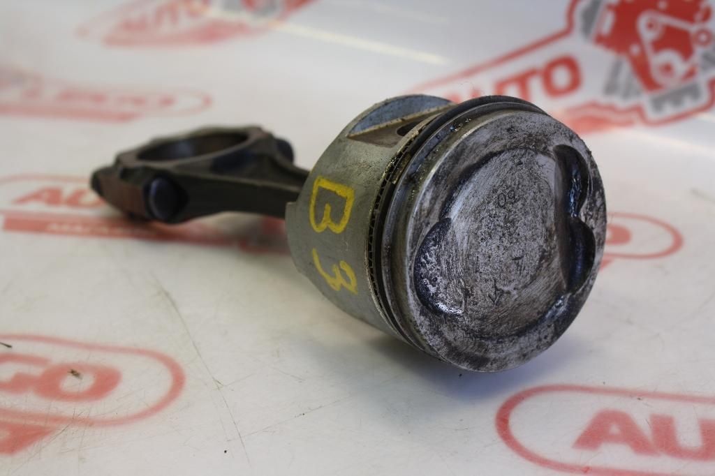 поршень Mazda Demio DW DW3W 1997, 1.3 л., B3, бензин, АКПП, серый, хетчбэк 5 дв., передний привод, правый руль, B3Z0-11-SA0 - фото №1