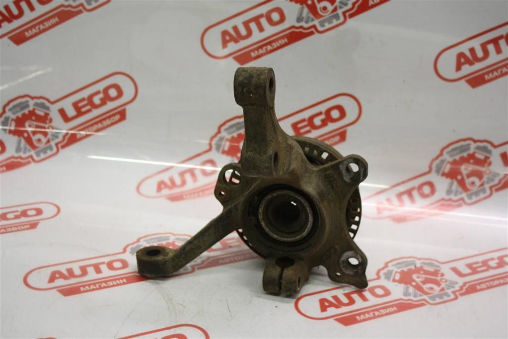 кулак поворотный левый Chery Amulet (A15) 1 поколение 2007, 1.6 л., SQR480ED, бензин, МКПП, черный, седан, передний привод, A113001011AB - фото №1