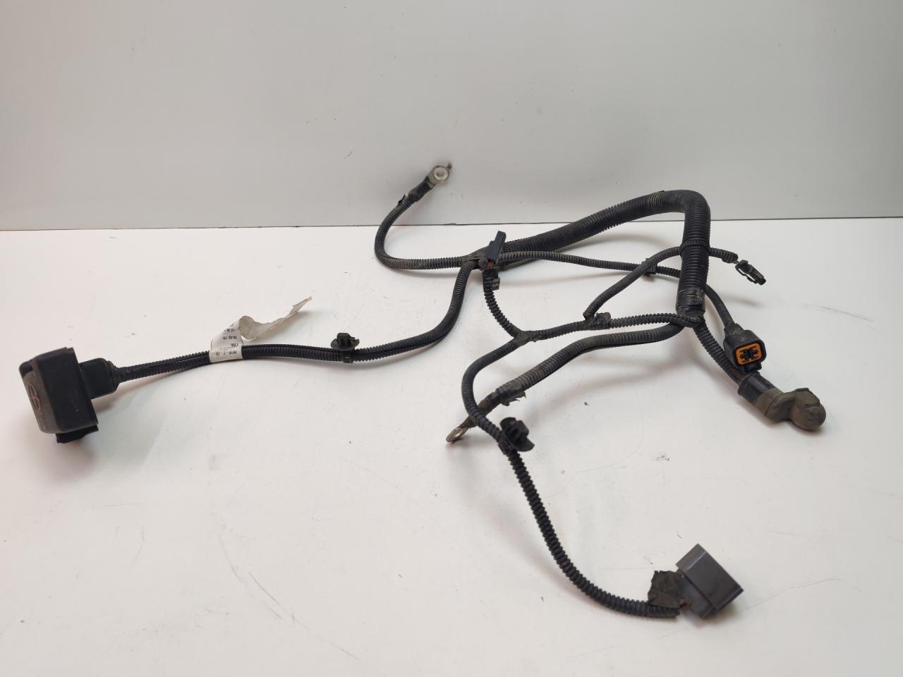 плюсовой провод аккумулятора JAC S3 1 поколение 2019, 1.6 л., бензин, МКПП, серебристый, универсал, передний привод, 4001040U2218 - фото №1