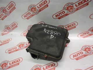 короб предохранителей Volkswagen Passat B5 1998, ADR