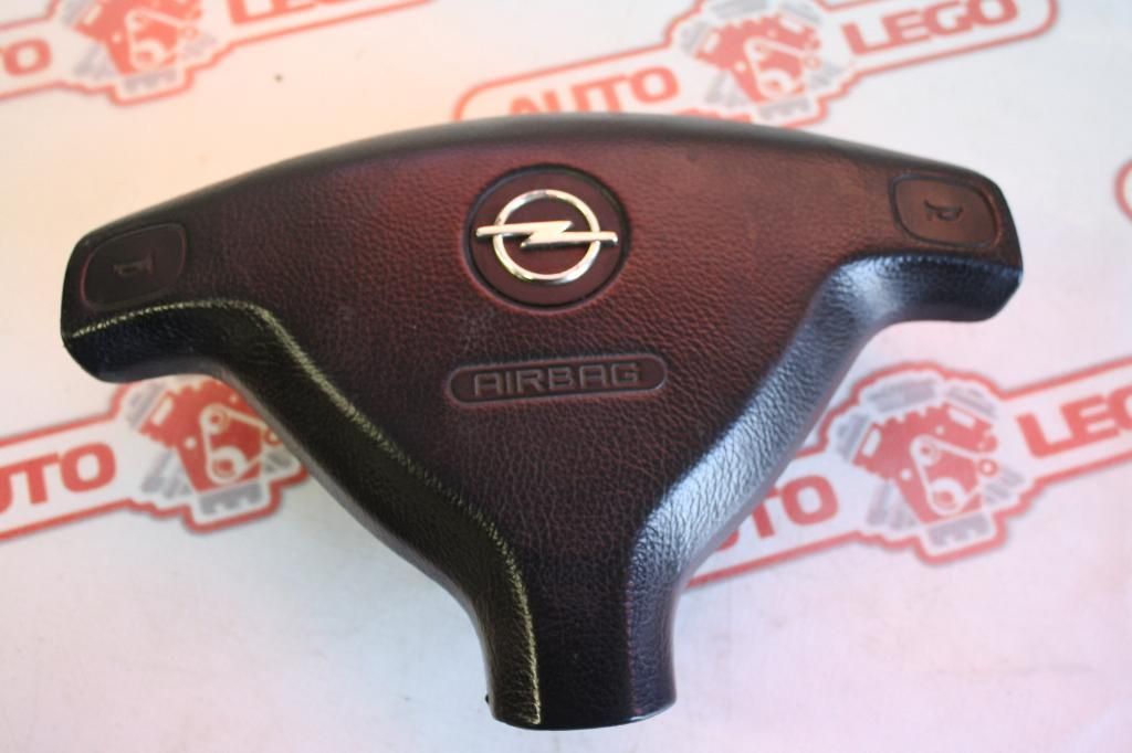 подушка безопасности водителя Opel Astra G F67 1999, 1.8 л., X 18 XE1, бензин, АКПП, серый, хетчбэк 5 дв., передний привод - фото №1