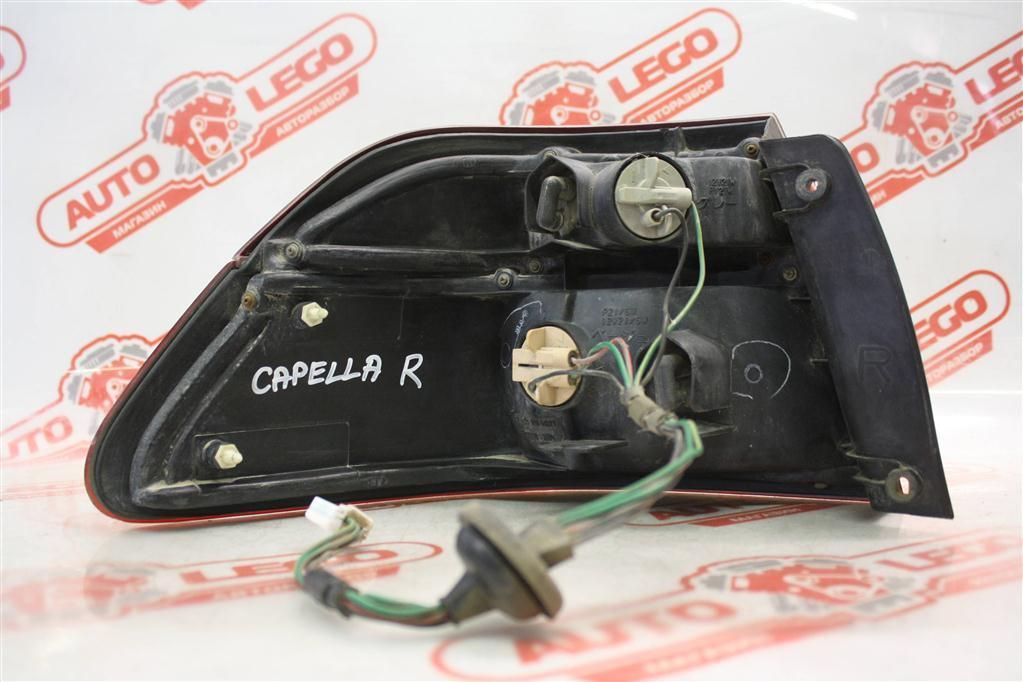 фонарь задний правый Mazda Capella 7 поколение CB2NS 1998, 1.8 л., FP, бензин, АКПП, синий, седан, передний привод, правый руль - фото №1