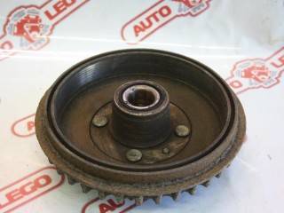 барабан тормозной Mazda Familia 5 поколение 1989, B5, черный, седан, правый руль