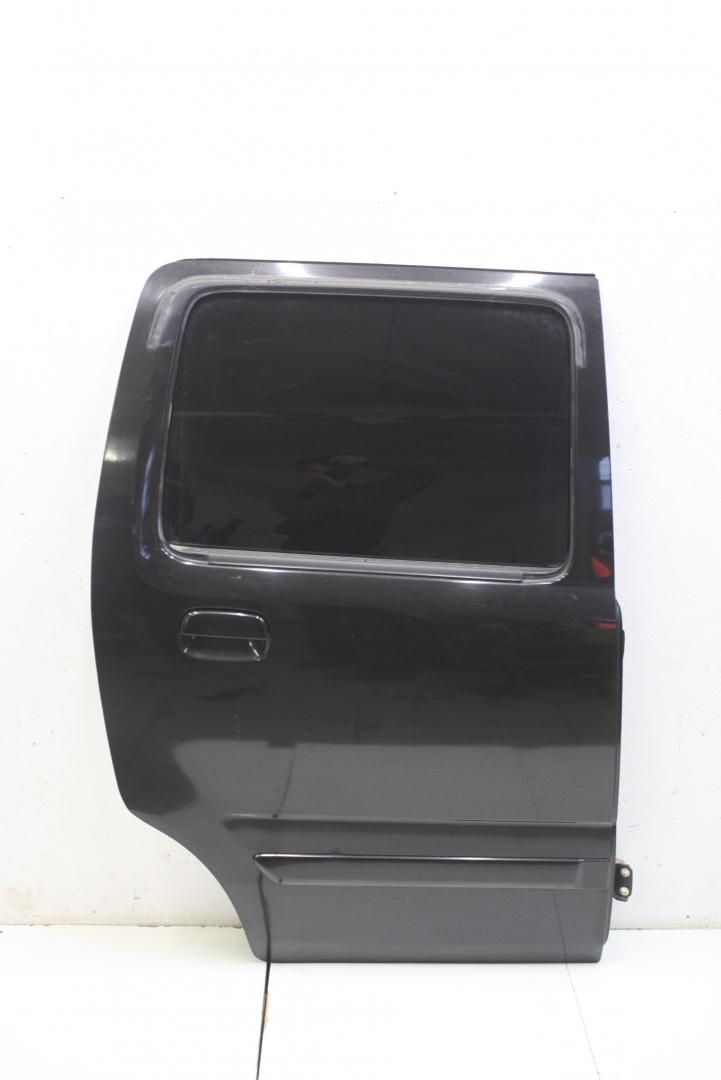 дверь задняя правая Suzuki Wagon R 2 поколение MH55S 2000, 1.0 л., K10A, бензин, АКПП, черный, хетчбэк 5 дв., передний привод - фото №1