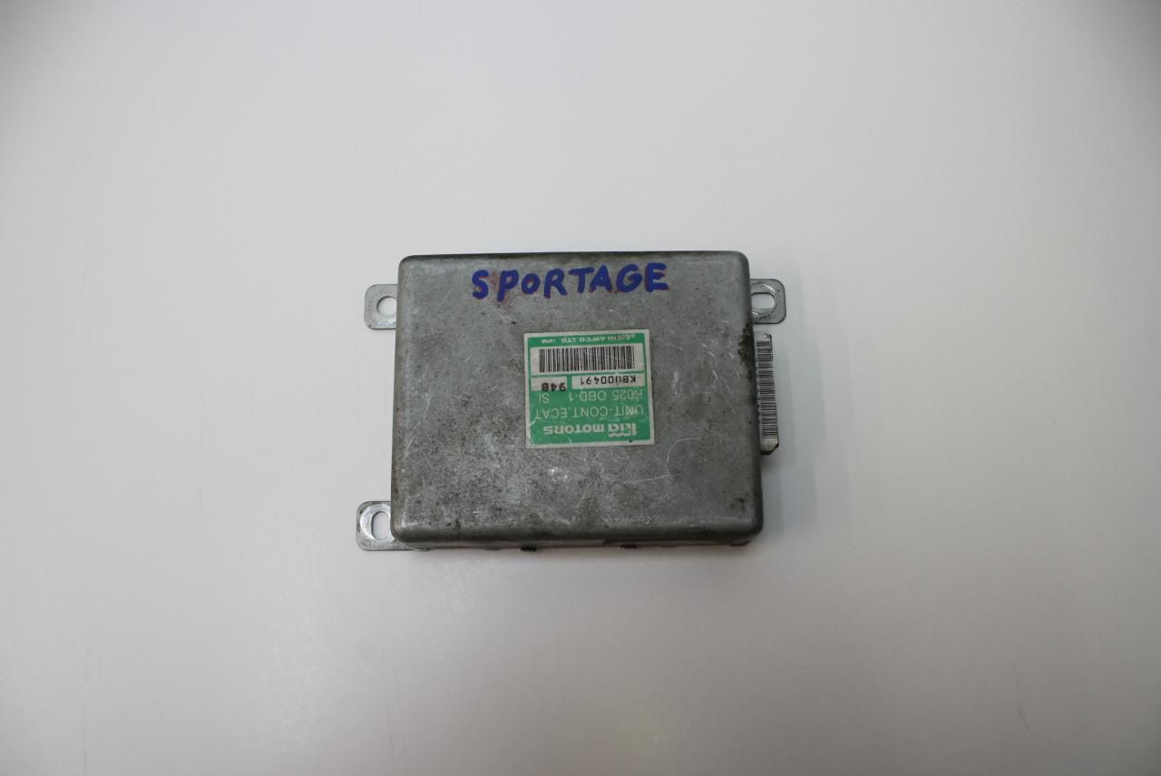 блок управления (другие) Kia Sportage 1 поколение JA 1994, 2.0 л., FE (16V), бензин, МКПП, универсал, K025OBD-1 - фото №1