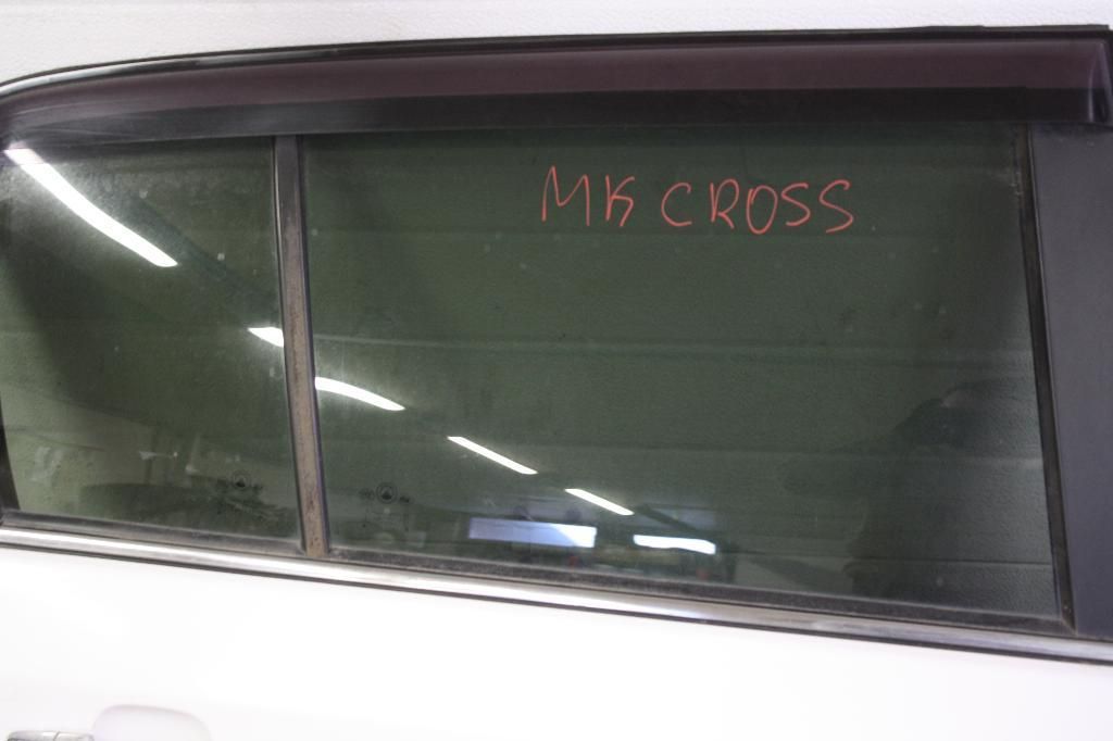 стекло двери задней правой Geely MK Cross 1 поколение 2012, 1.5 л., MR479QA, бензин, МКПП, белый, хетчбэк 5 дв., передний привод, 1018006207 - фото №1