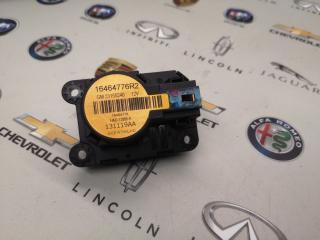 моторчик заслонки печки Chevrolet Equinox 3 поколение 2018, 2.0 л., бензин, передний привод, 23155240