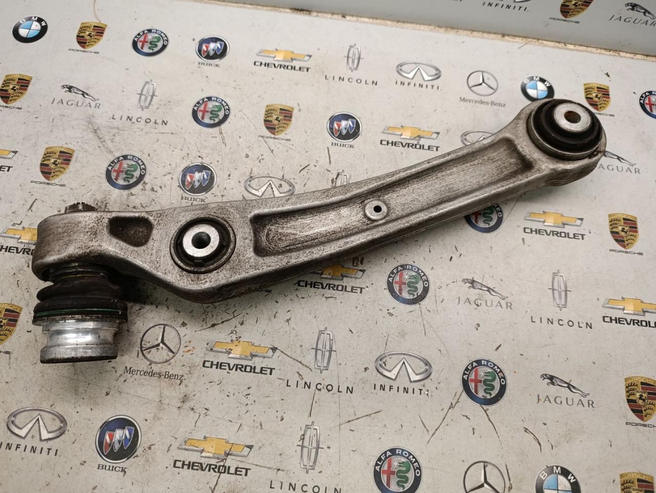 рычаг передний правый Audi A6 C8 2022, 2.0 л., бензин, 4M0407156E - фото №1