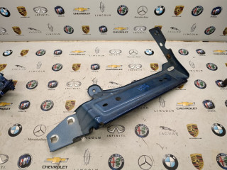 крепление ( кронштейн ) крыла Alfa Romeo Stelvio 1 поколение 2018, 2.0 л., бензин, АКПП