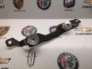 крепление фары правой Porsche Macan 1 поколение [рестайлинг] 2021, 2.0 л., бензин, АКПП, полный привод, правый руль, 95B941452C