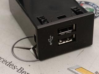 разъем AUX / USB Infiniti QX30 1 поколение 2018, 2.0 л., бензин, 284H33ZD2A