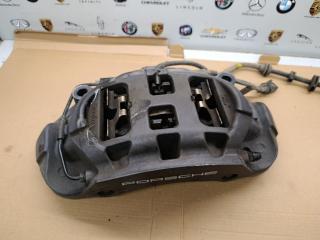 суппорт передний правый Porsche Macan 1 поколение [2-й рестайлинг] 2022, 2.0 л., бензин, АКПП, 95B615106DB