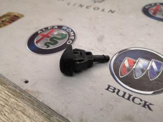 форсунка омывателя лобового стекла Chevrolet Malibu 9 поколение 2016, 2.0 л., бензин, передний привод