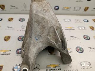 кронштейн двигателя Porsche Macan 1 поколение [2-й рестайлинг] 2022, 2.0 л., бензин, АКПП, 8K0199307CB