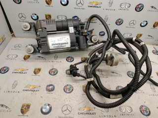 компрессор пневмоподвески Porsche Macan 1 поколение 2014, 3.0 л., дизель, 95B616006C