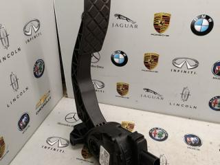 педаль Porsche Macan 1 поколение [2-й рестайлинг] 2023, 2.0 л., бензин, АКПП, 8K1723523A