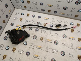 замок двери передней левой Chevrolet TrailBlazer 3 поколение 2023, 1.2 л., бензин, 13540575